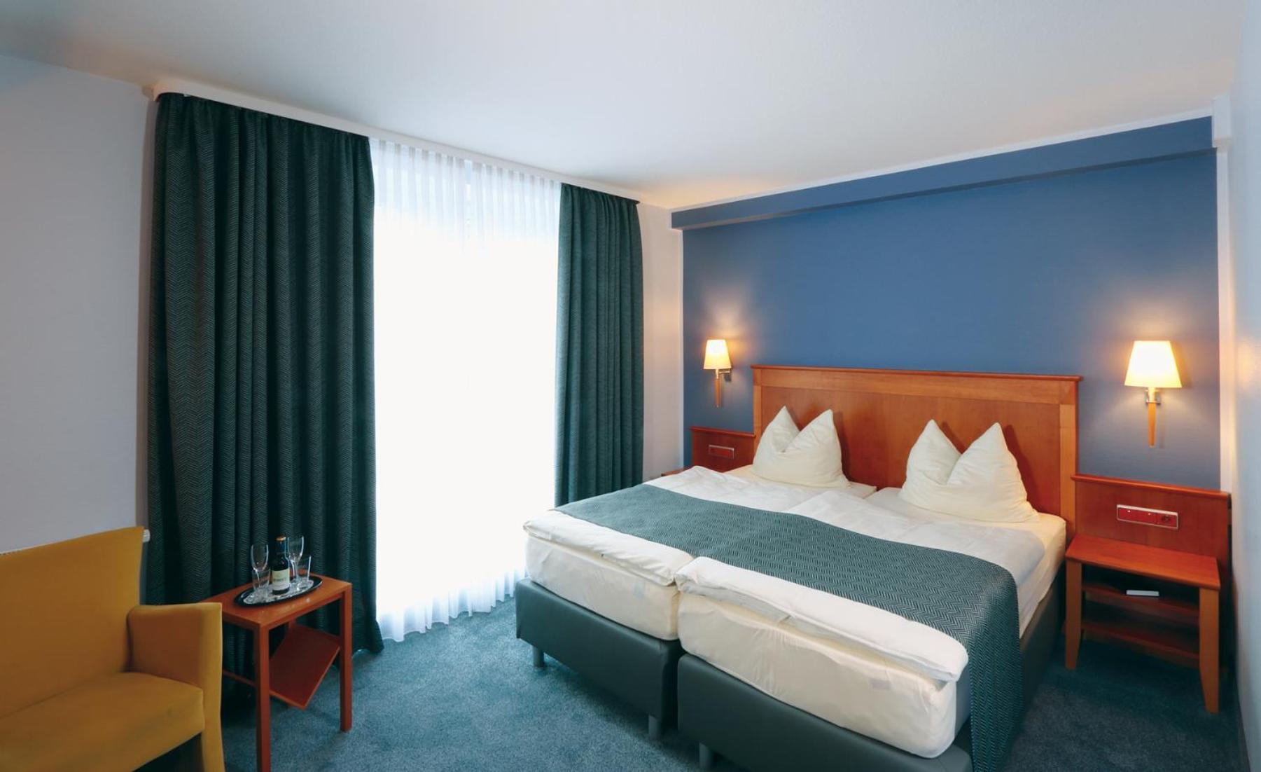 Hotel Und Restaurant Eurohof Duisburg Kültér fotó