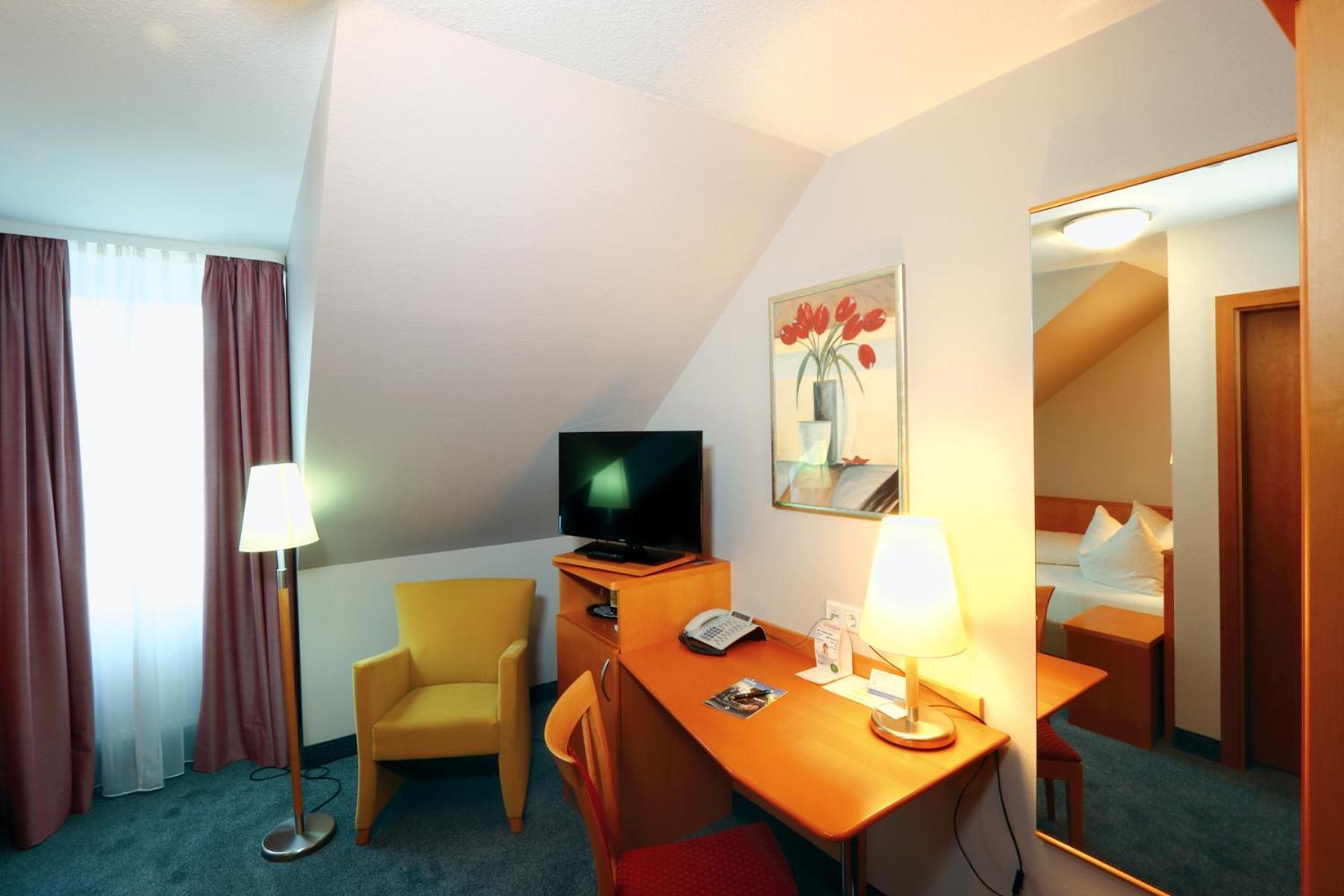 Hotel Und Restaurant Eurohof Duisburg Kültér fotó