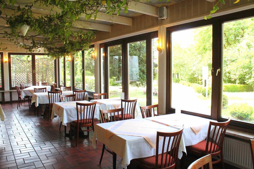 Hotel Und Restaurant Eurohof Duisburg Kültér fotó