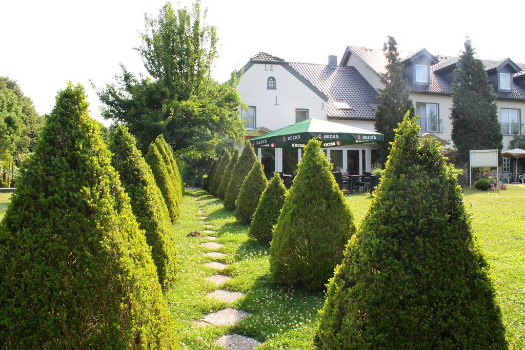 Hotel Und Restaurant Eurohof Duisburg Kültér fotó