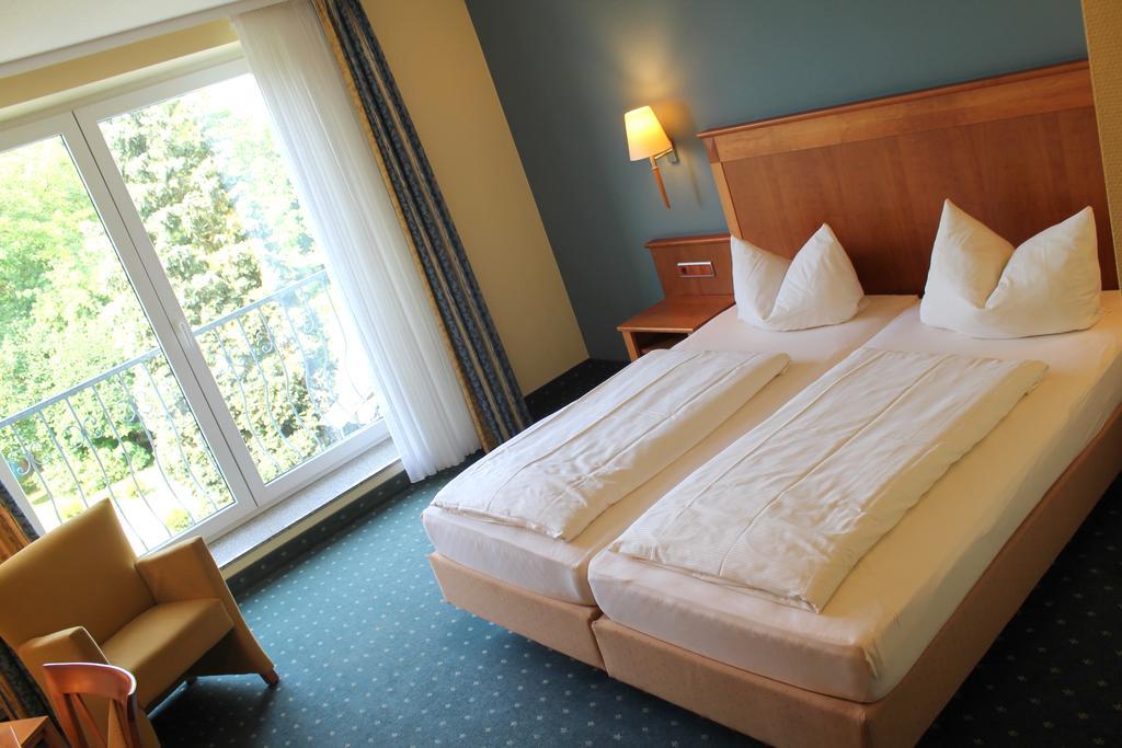 Hotel Und Restaurant Eurohof Duisburg Kültér fotó